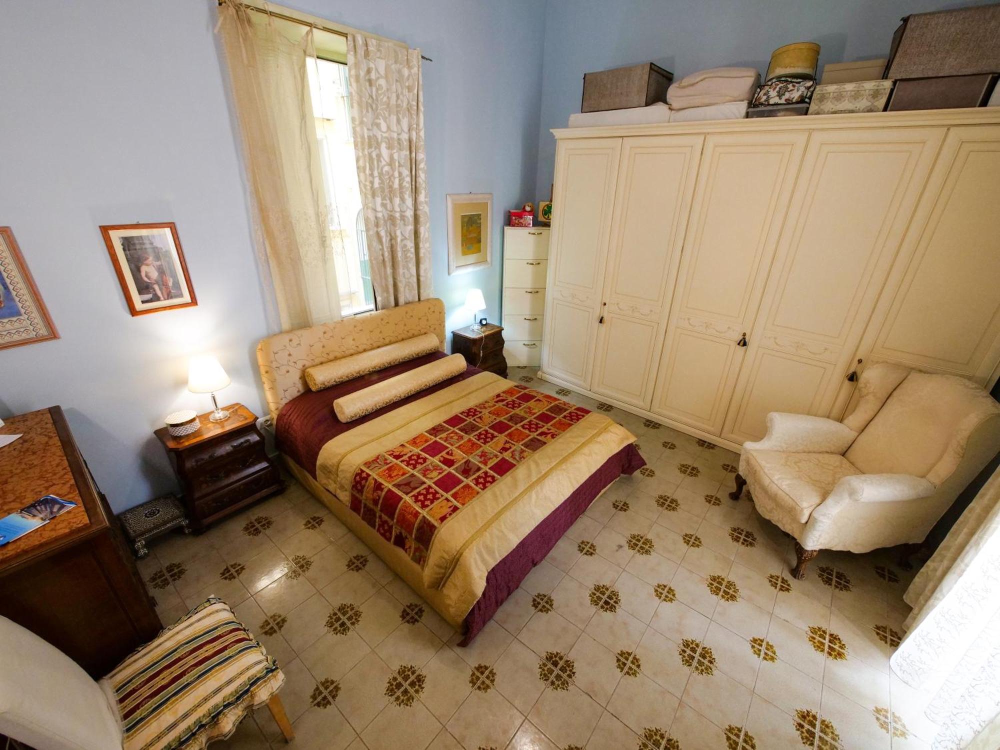 ナポリ Salotto Sommer Bed & Breakfast エクステリア 写真