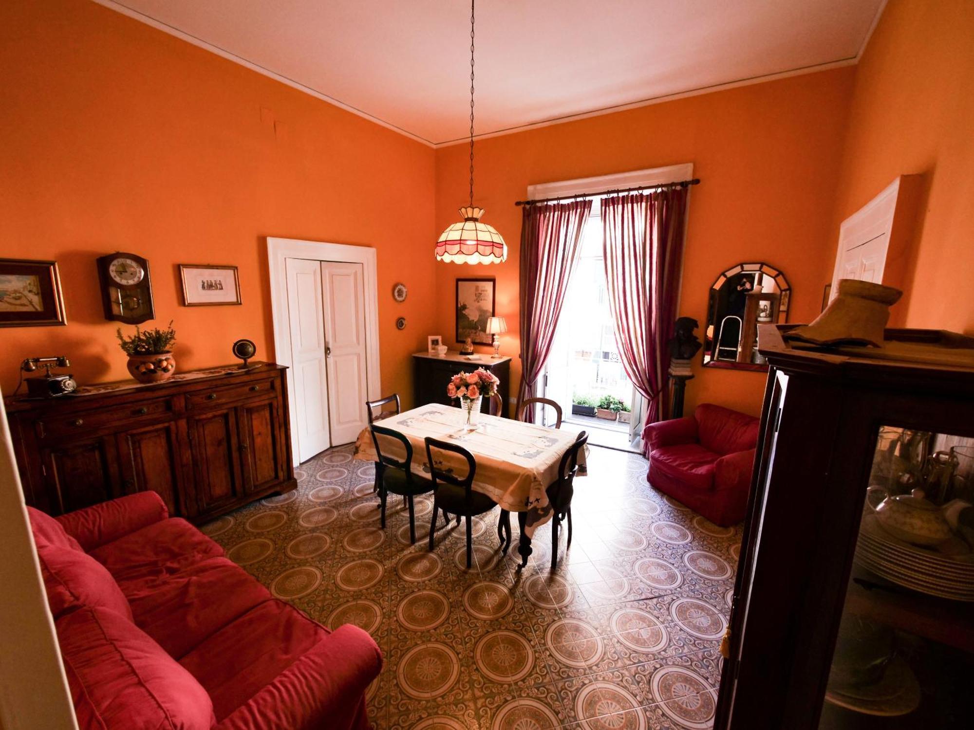 ナポリ Salotto Sommer Bed & Breakfast エクステリア 写真